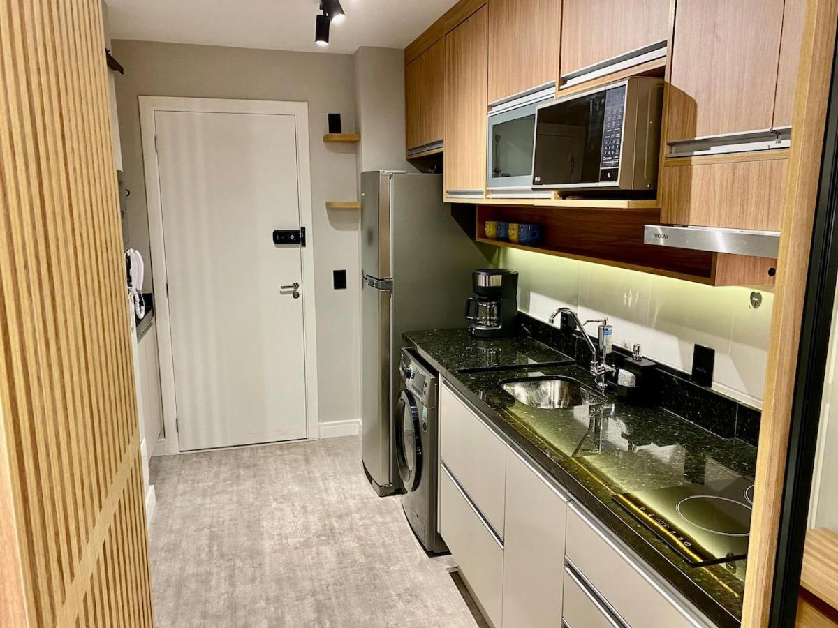 V106 - Luxo Pertinho Do Metro, Academia E Ar Cond. Apartamento
